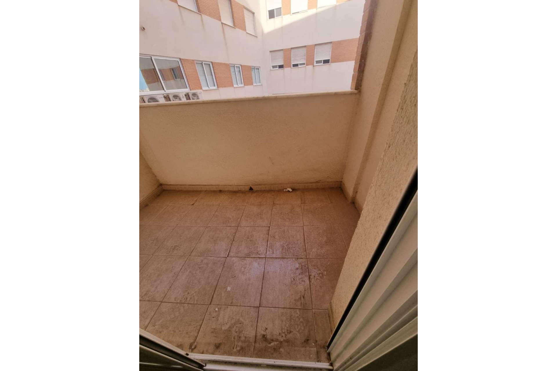 Resale - Apartment - Torrevieja - Playa de los locos