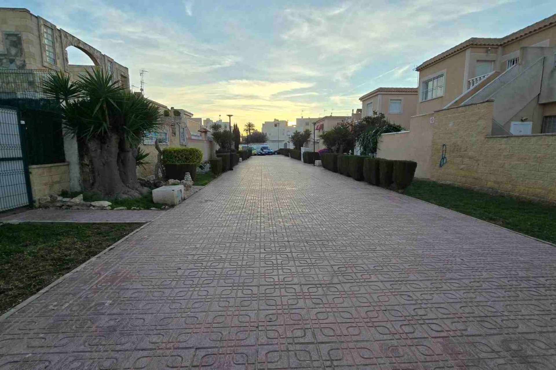 Resale - Apartment - Torrevieja - Playa de los locos