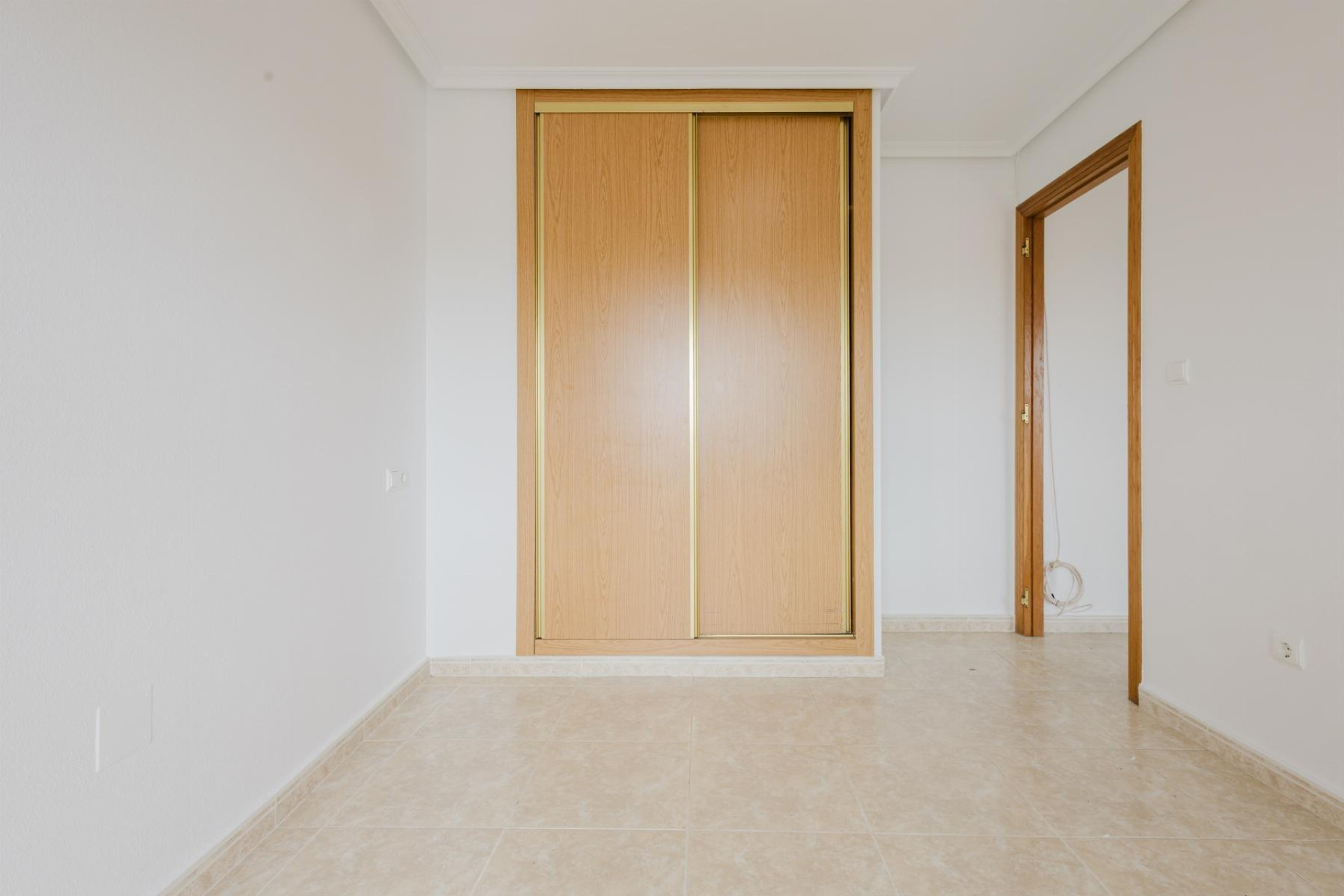 Resale - Apartment - Torrevieja - Playa de los locos