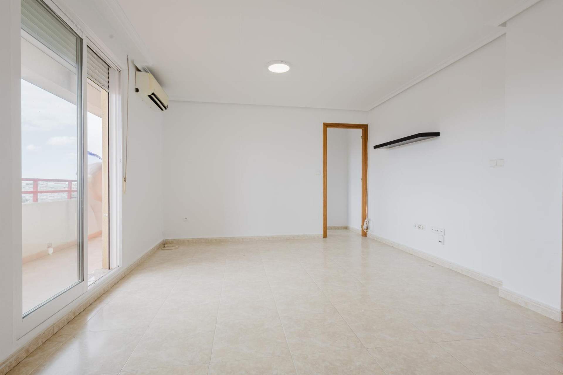 Resale - Apartment - Torrevieja - Playa de los locos