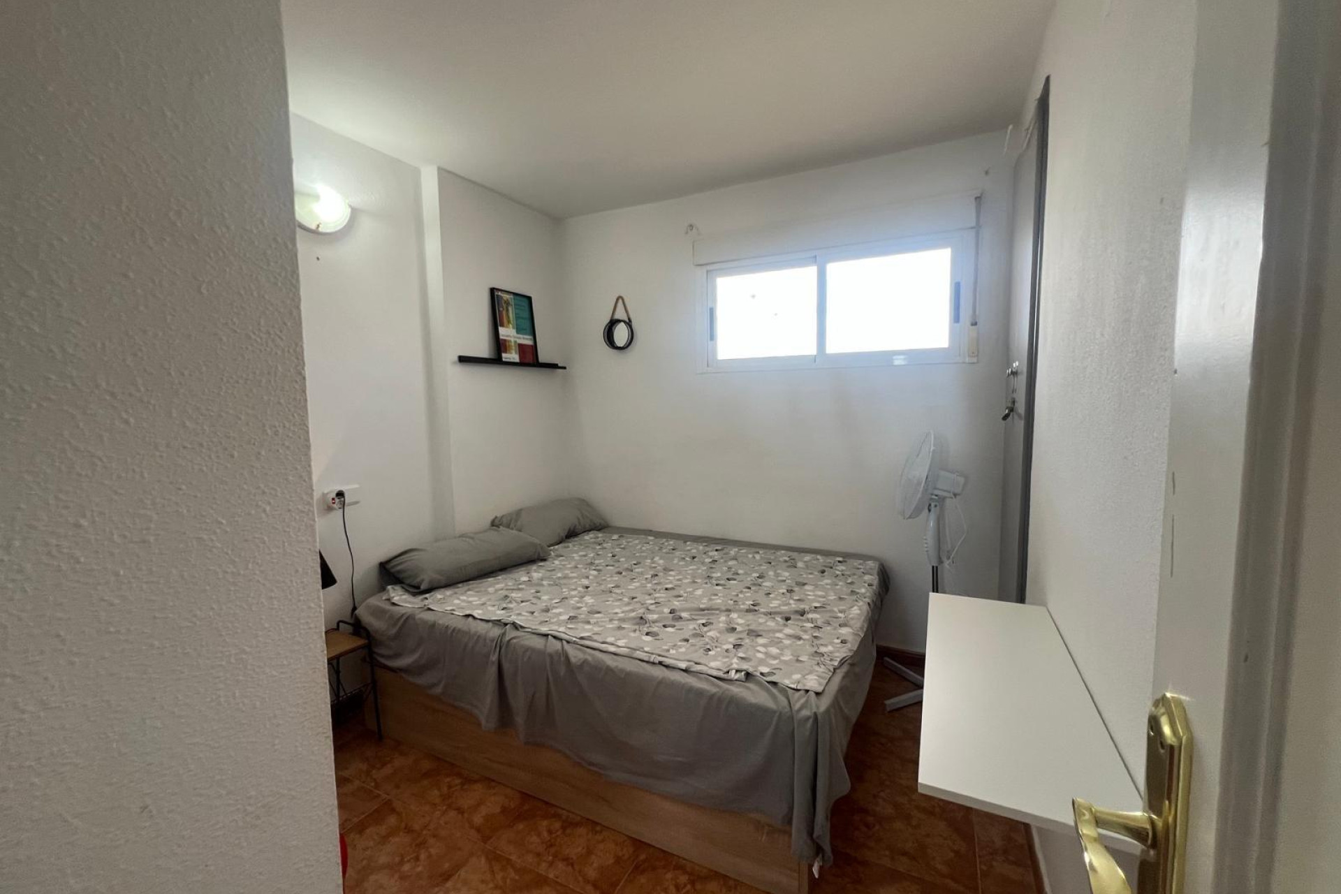 Resale - Apartment - Torrevieja - Playa de los locos