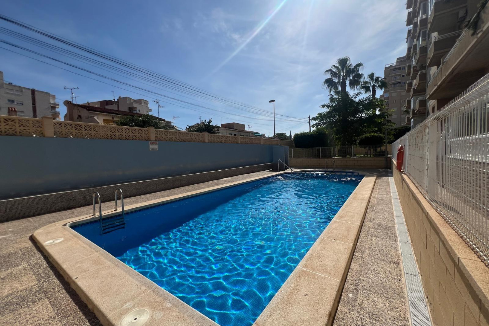Resale - Apartment - Torrevieja - Playa de los locos