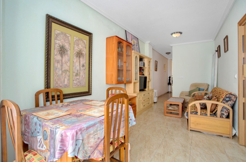 Resale - Apartment - Torrevieja - Playa de los locos