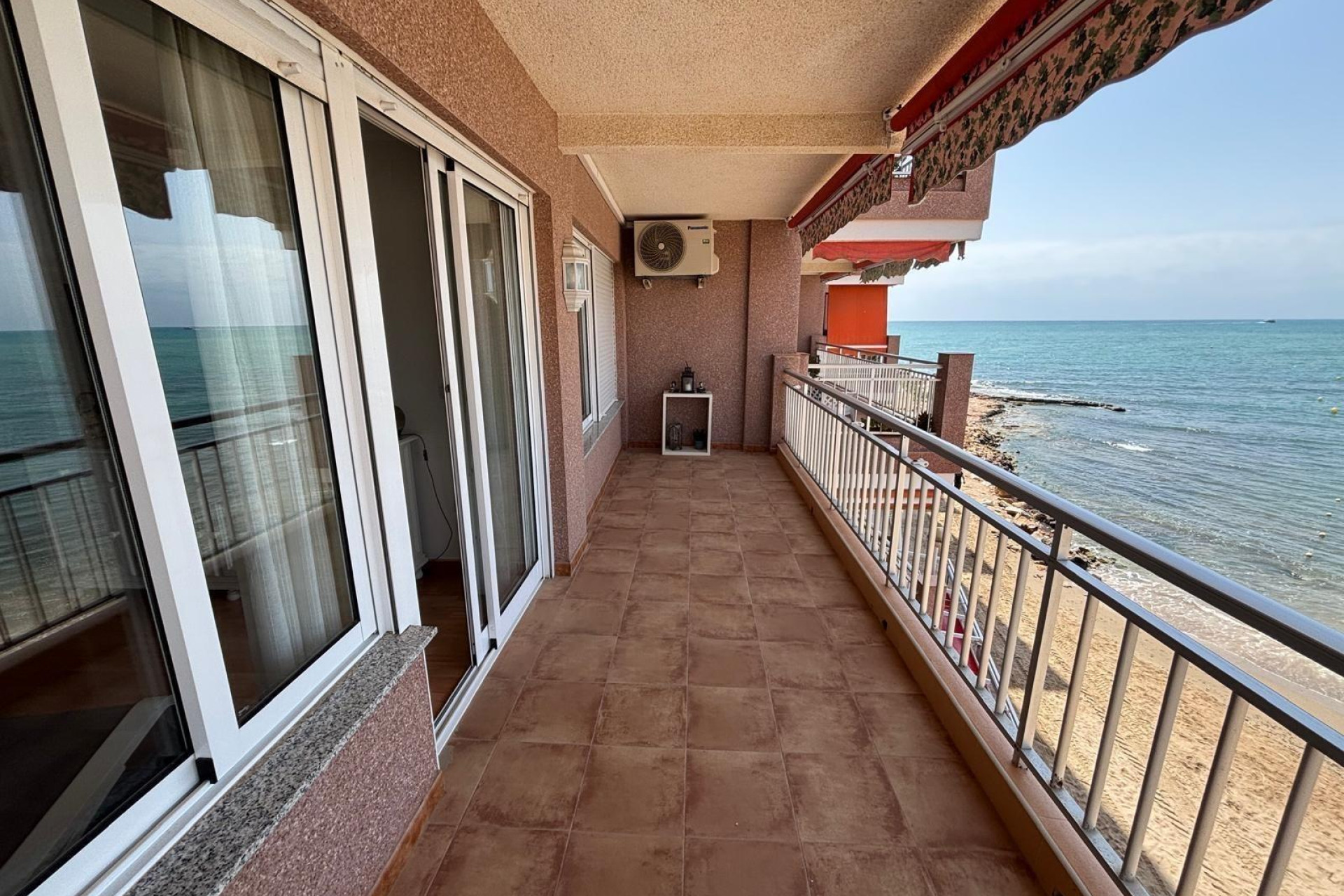 Resale - Apartment - Torrevieja - Playa de los locos