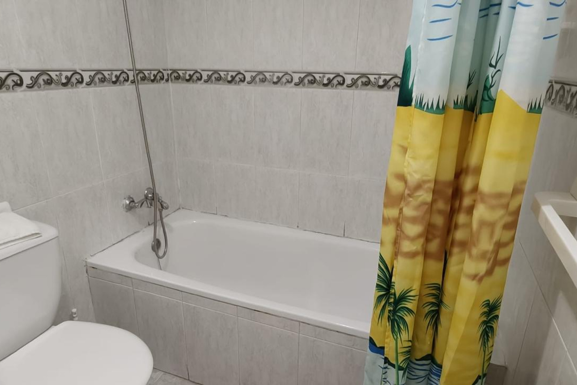 Resale - Apartment - Torrevieja - Playa de los locos