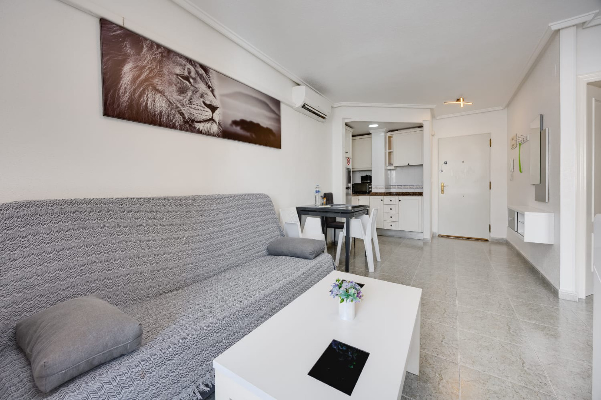 Resale - Apartment - Torrevieja - Playa de los locos