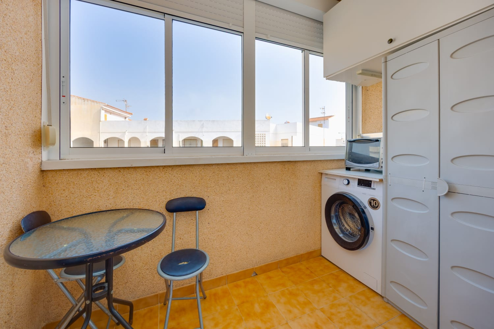Resale - Apartment - Torrevieja - Playa de los locos