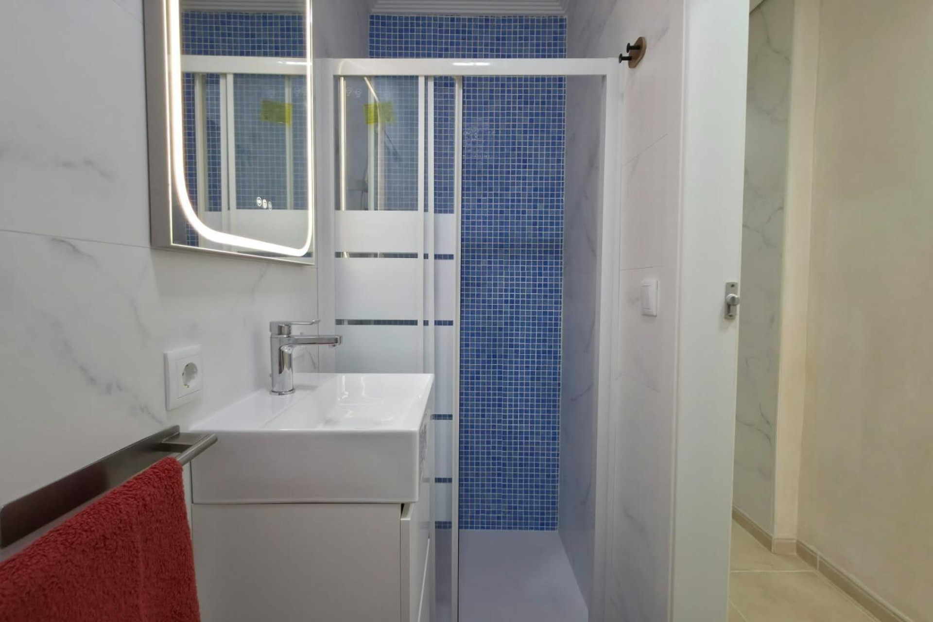 Resale - Apartment - Torrevieja - Playa de los locos