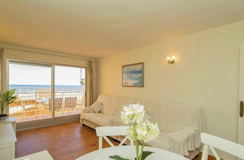 Resale - Apartment - Torrevieja - Playa de los locos