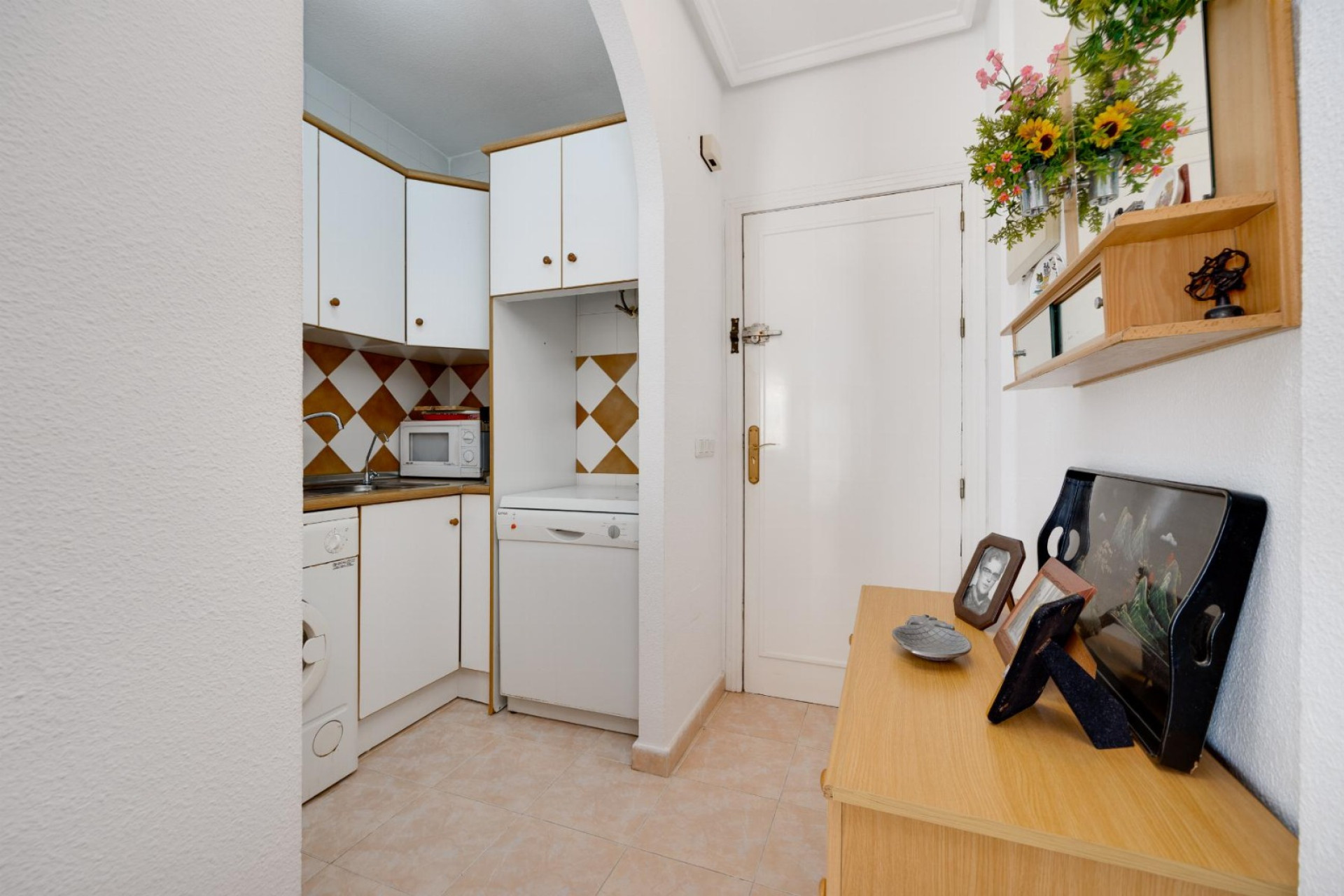 Resale - Apartment - Torrevieja - Playa de los Naufragos