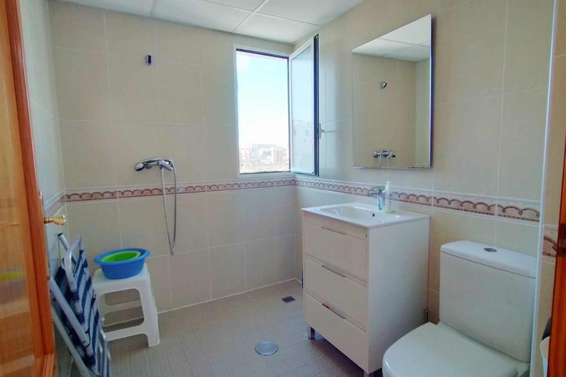 Resale - Apartment - Torrevieja - Playa de los Naufragos