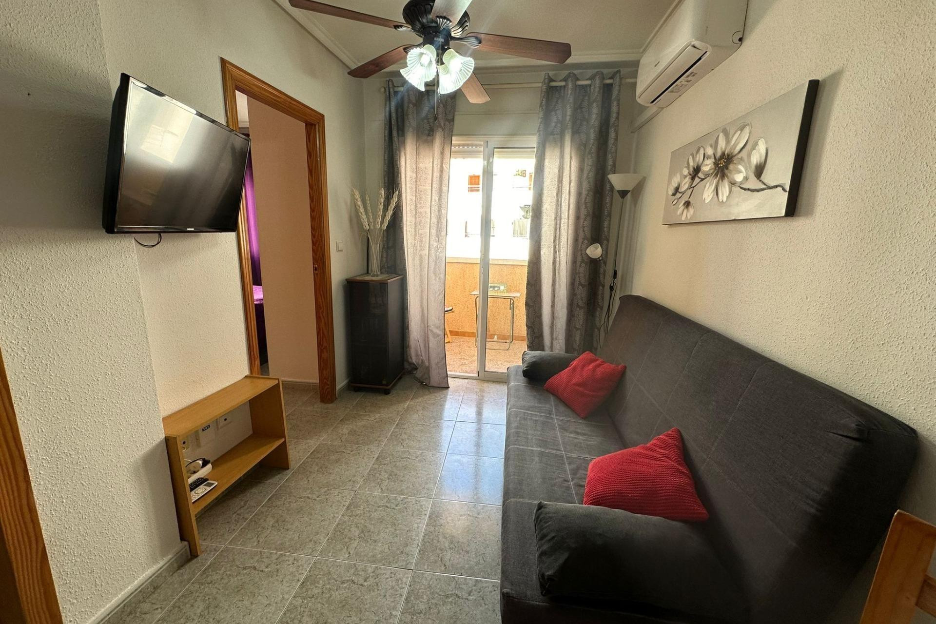 Resale - Apartment - Torrevieja - Playa del cura