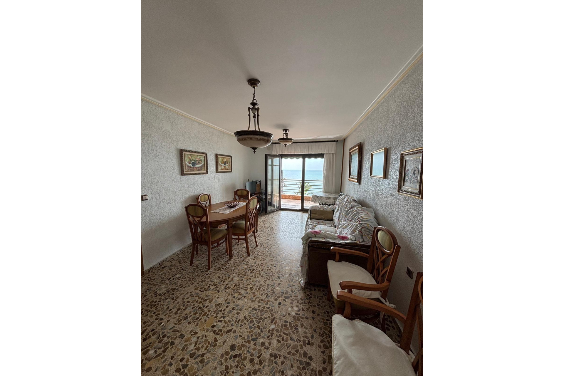 Resale - Apartment - Torrevieja - Playa del cura