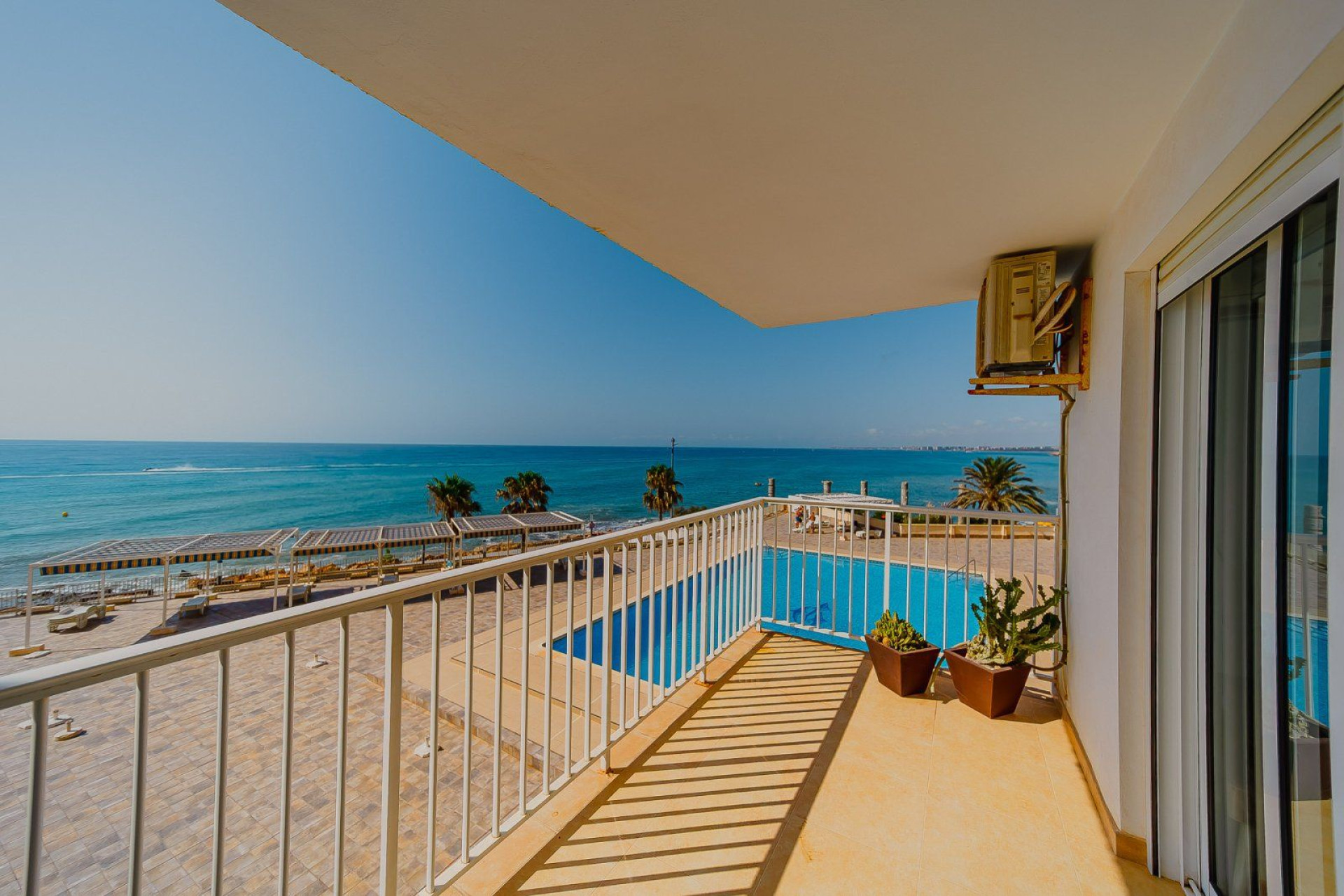 Resale - Apartment - Torrevieja - Playa del cura