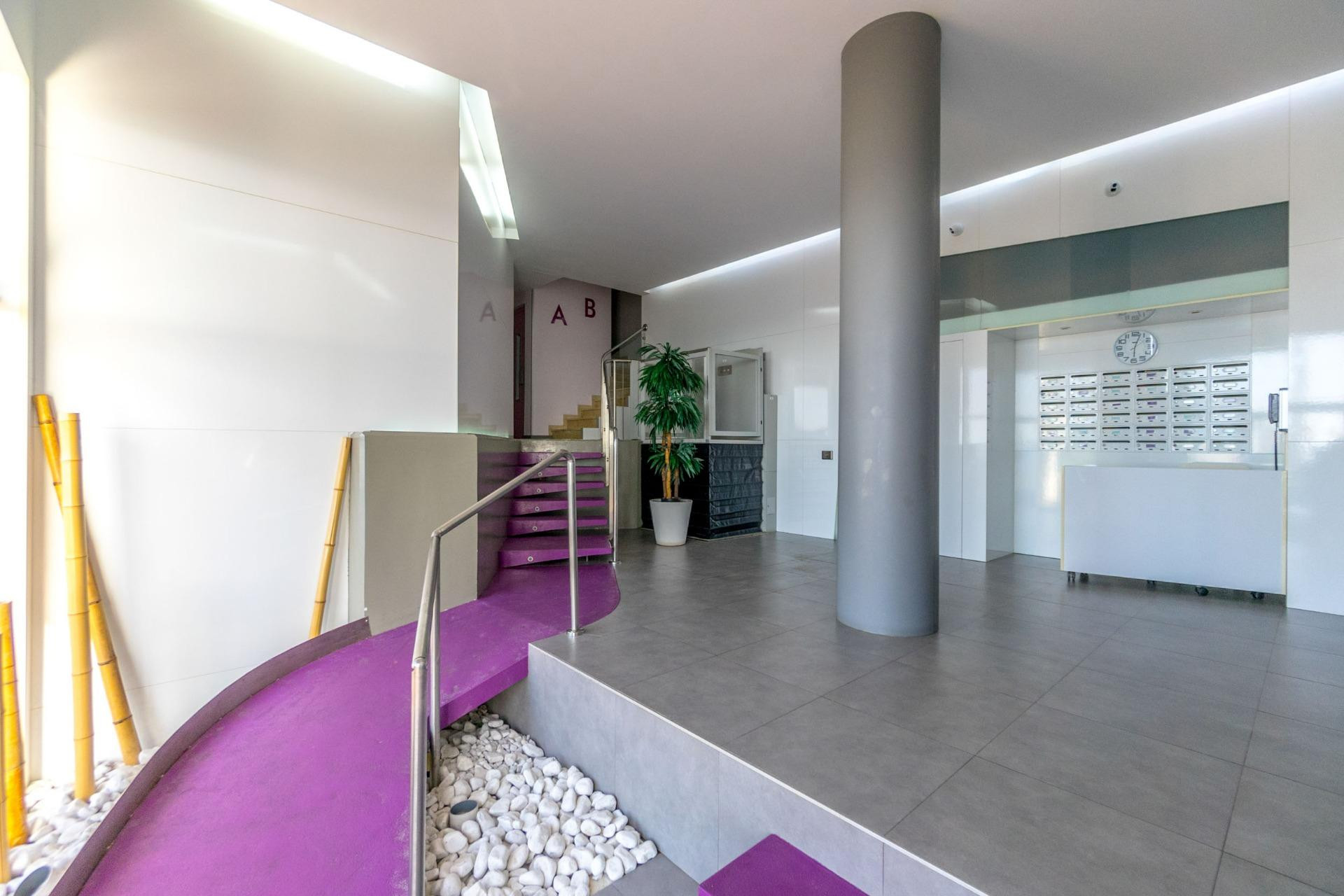 Resale - Apartment - Torrevieja - Playa Del Cura