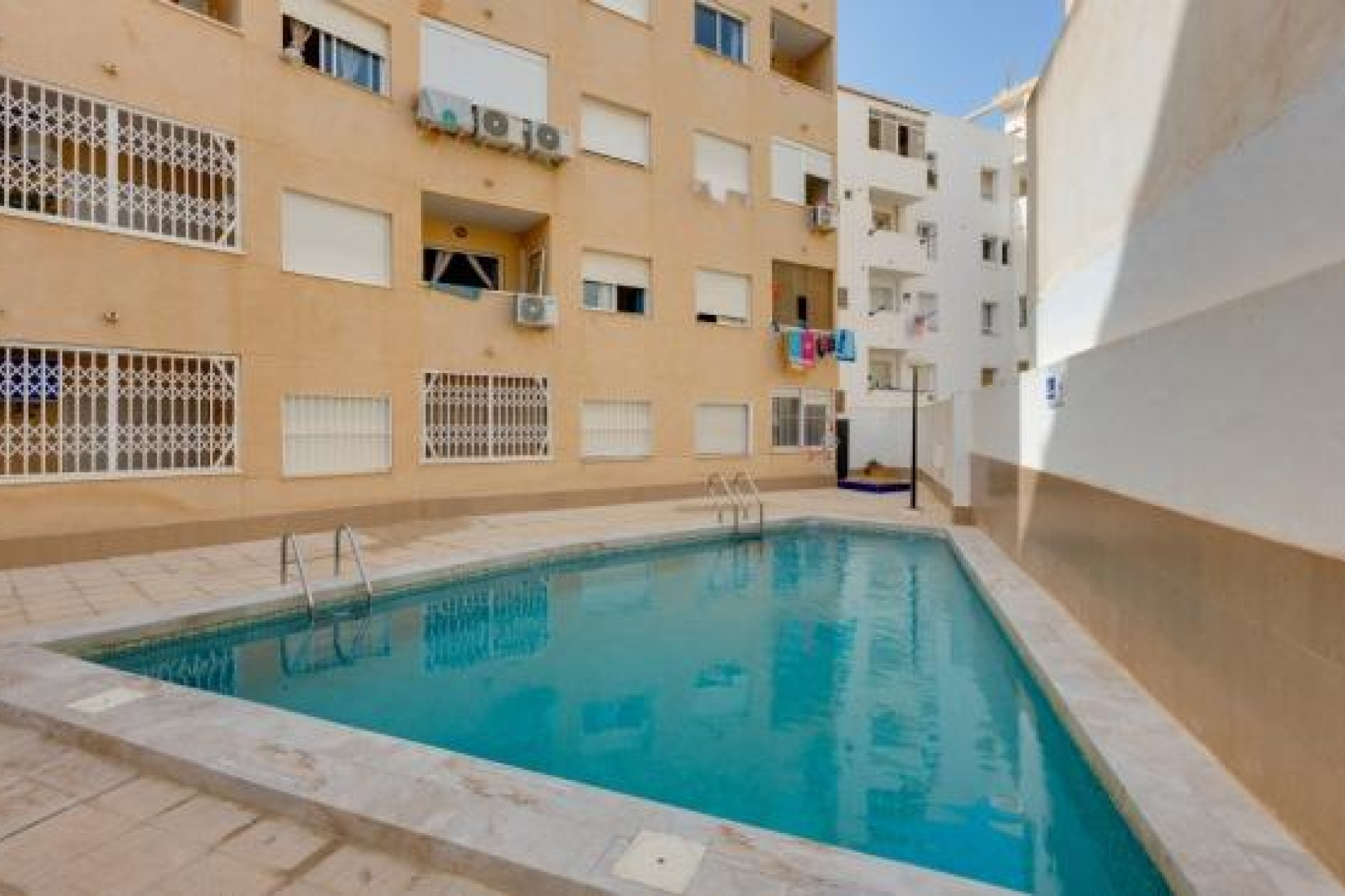 Resale - Apartment - Torrevieja - Playa del cura