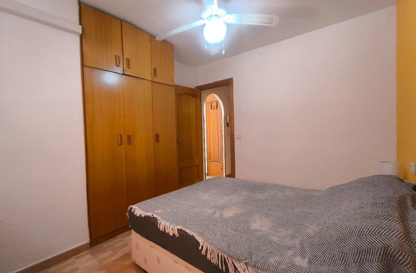 Resale - Apartment - Torrevieja - Playa del Cura