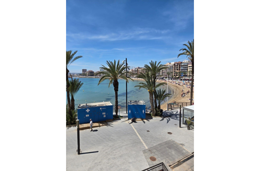 Resale - Apartment - Torrevieja - Playa del cura