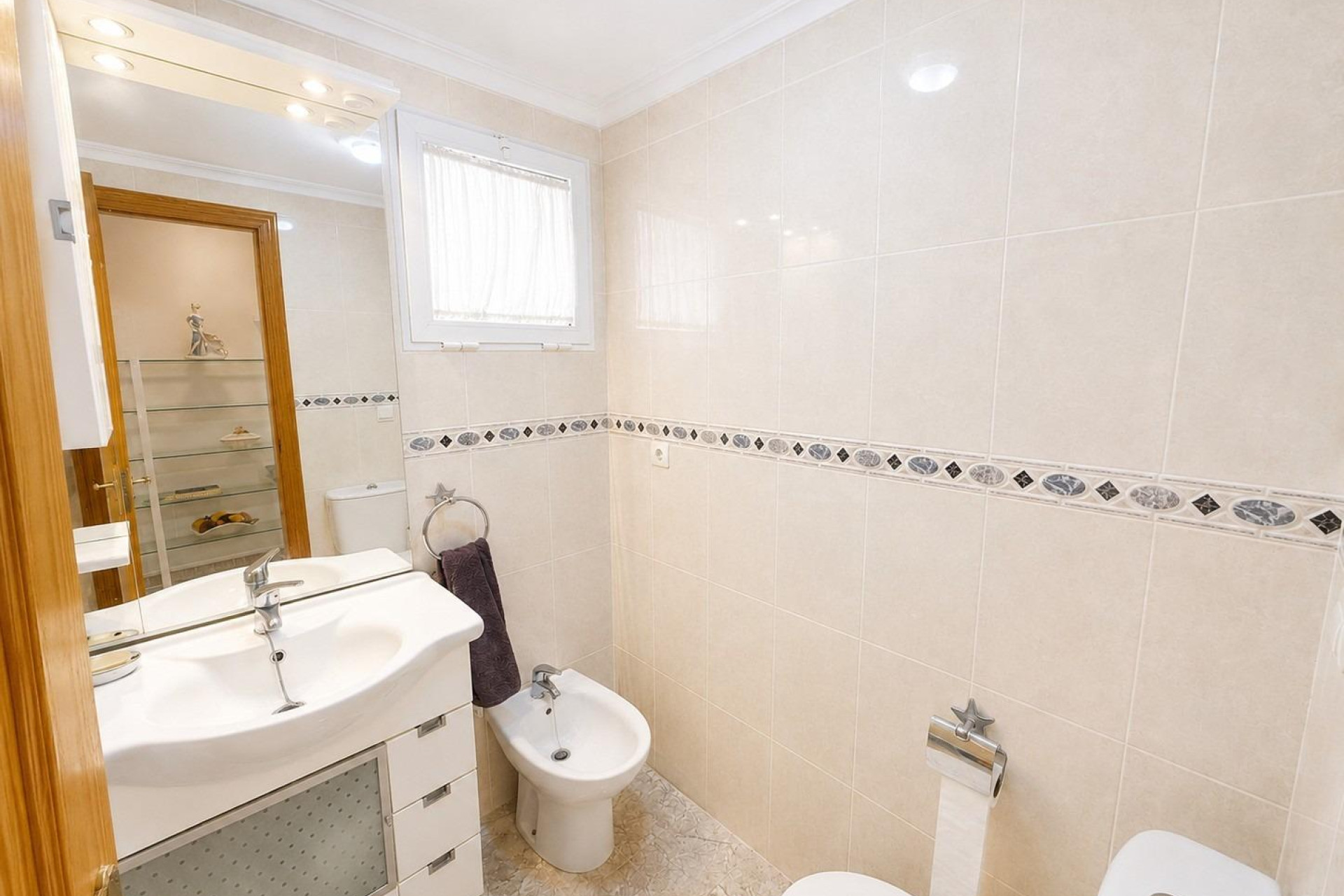 Resale - Apartment - Torrevieja - Playa del cura