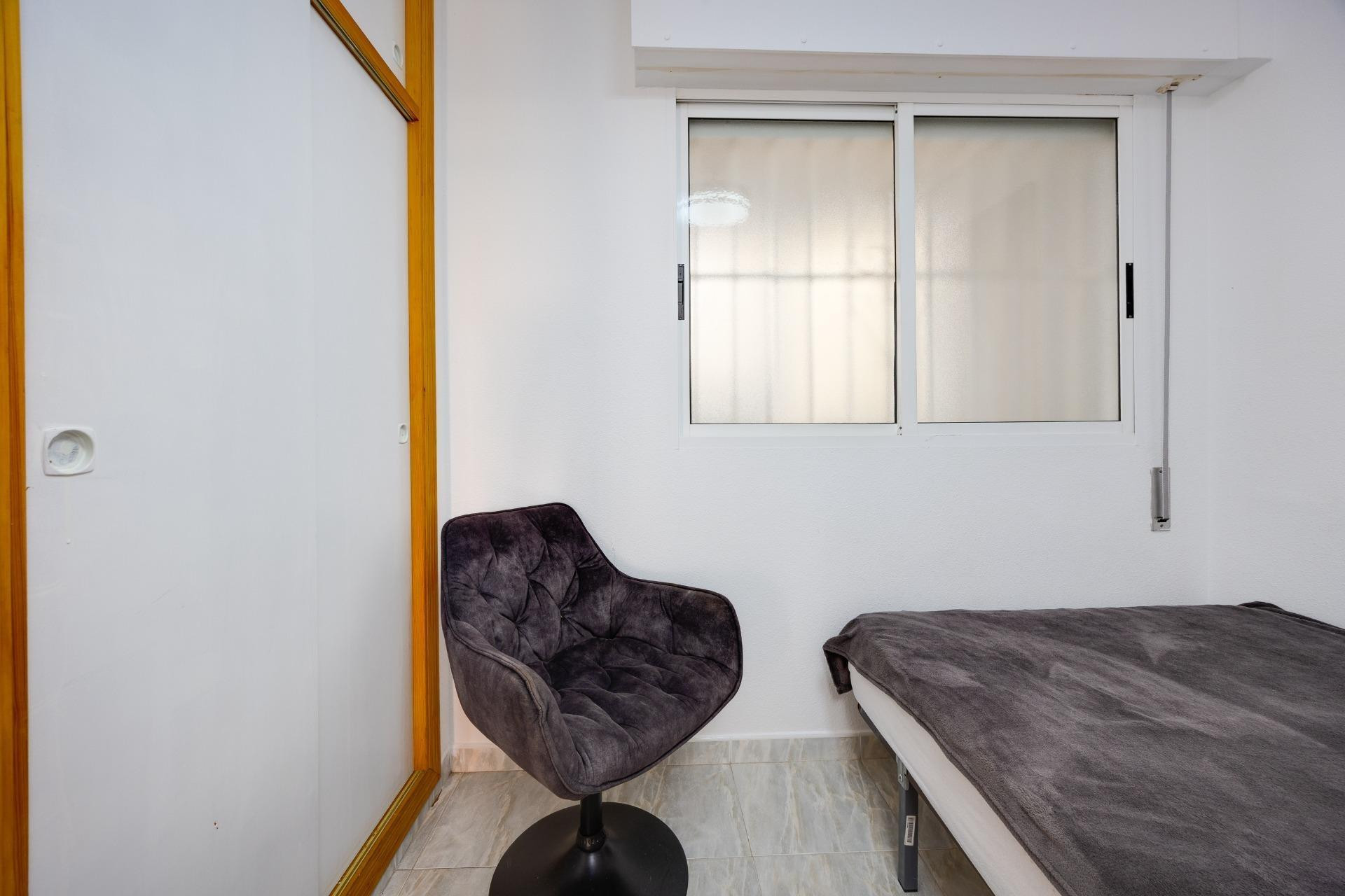 Resale - Apartment - Torrevieja - Playa del cura