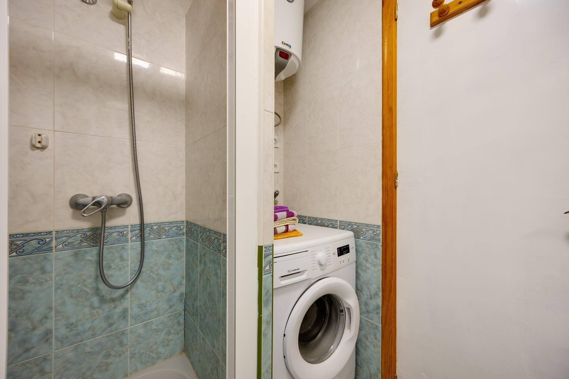 Resale - Apartment - Torrevieja - Playa del cura