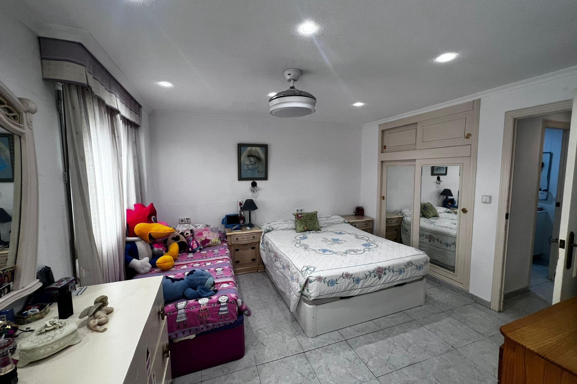 Resale - Apartment - Torrevieja - Playa del cura