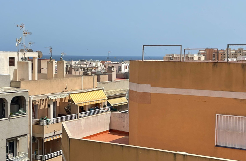 Resale - Apartment - Torrevieja - Playa del Cura