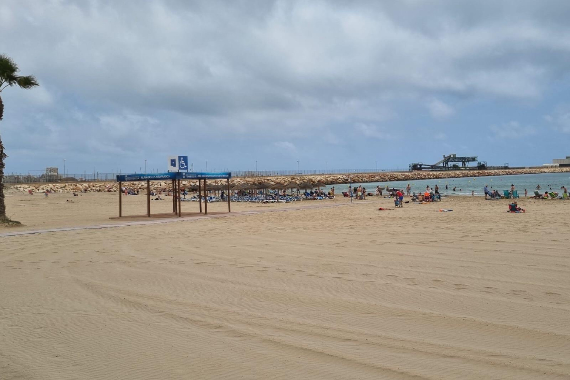 Resale - Apartment - Torrevieja - Playa Los Naufragos