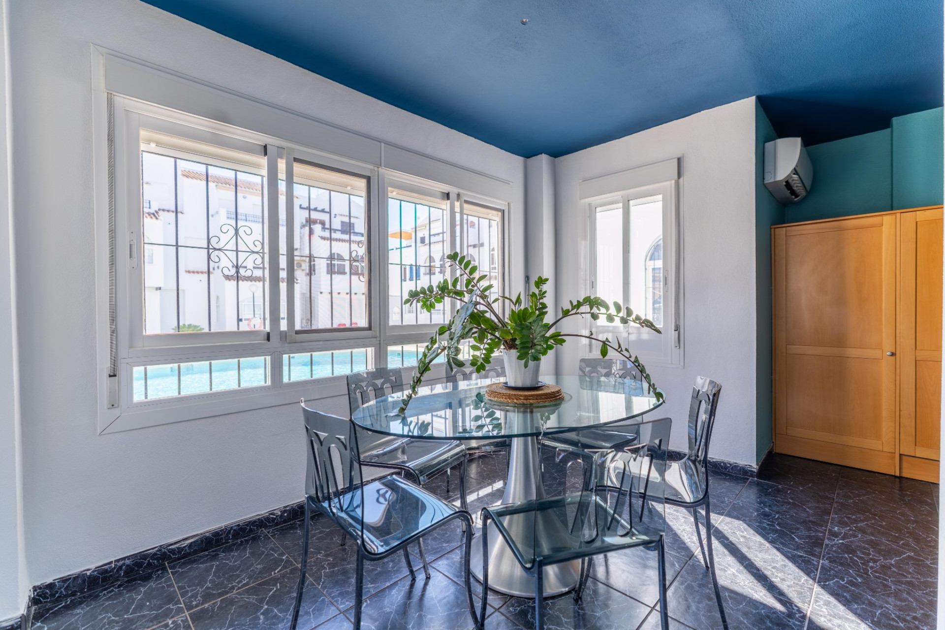 Resale - Apartment - Torrevieja - Playa Los Naufragos