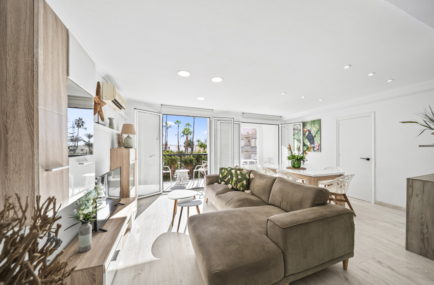 Resale - Apartment - Torrevieja - Puerto