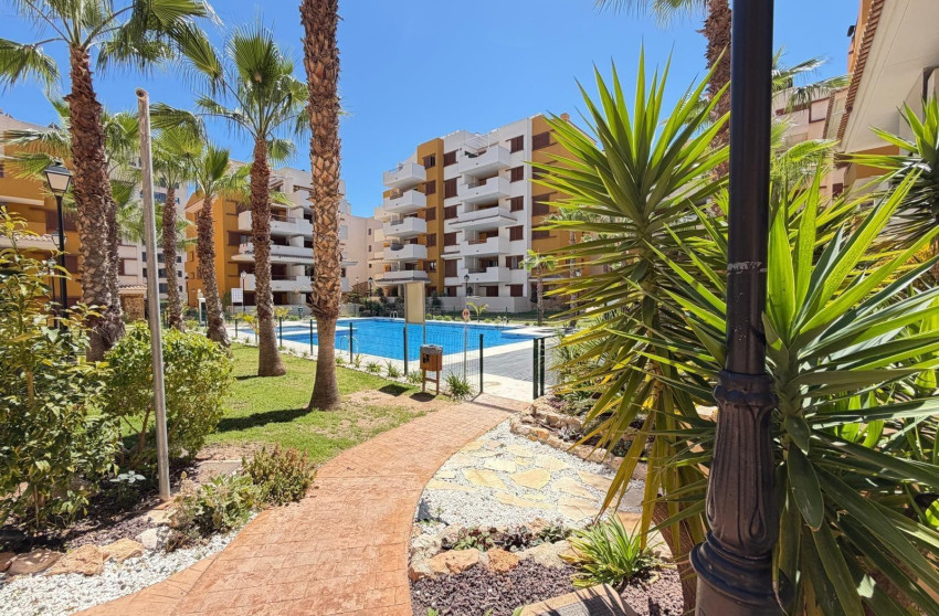 Resale - Apartment - Torrevieja - Punta prima