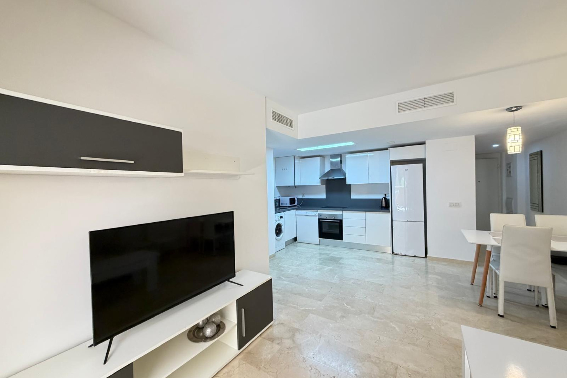 Resale - Apartment - Torrevieja - Punta prima