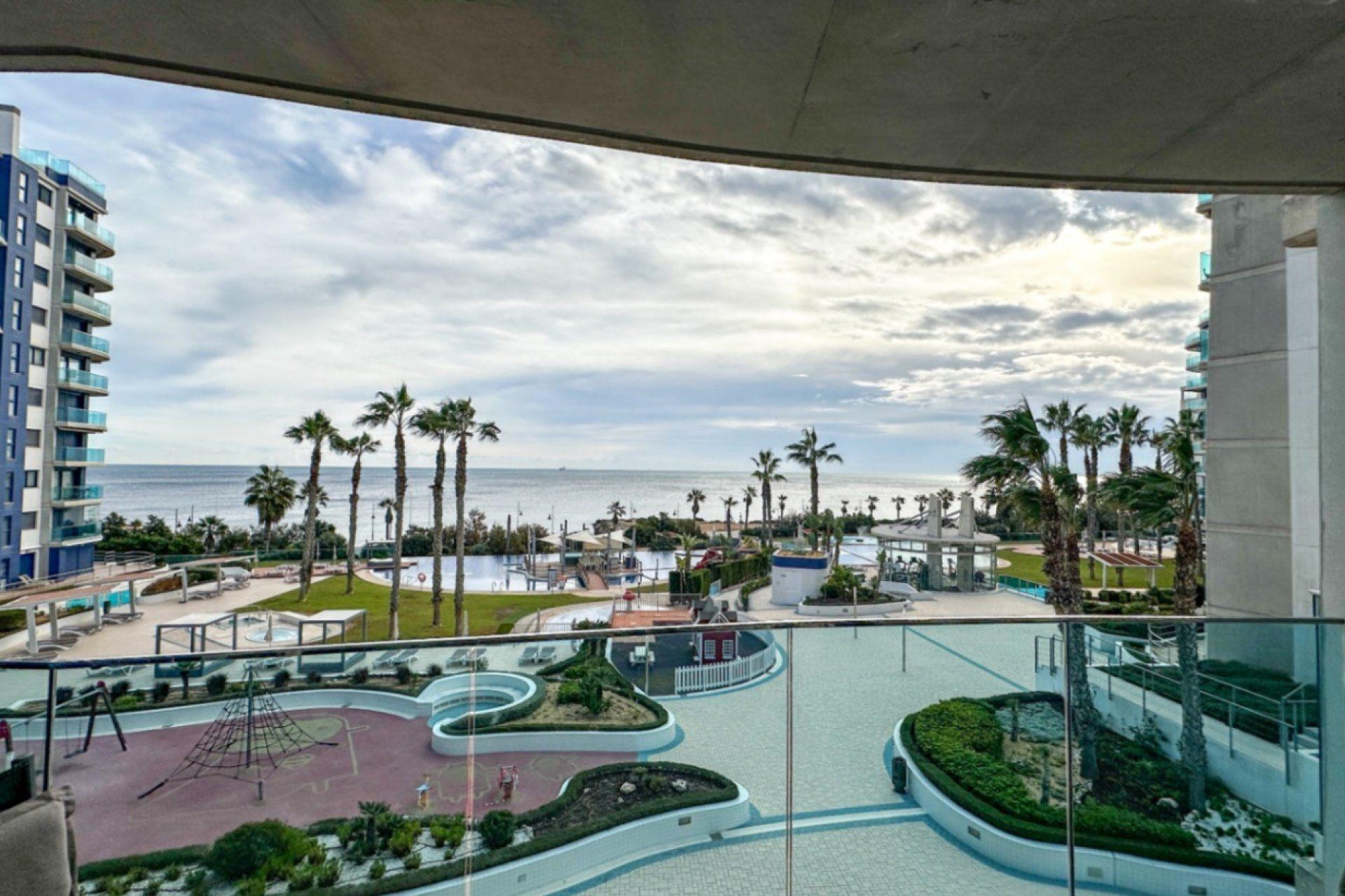 Resale - Apartment - Torrevieja - Punta prima