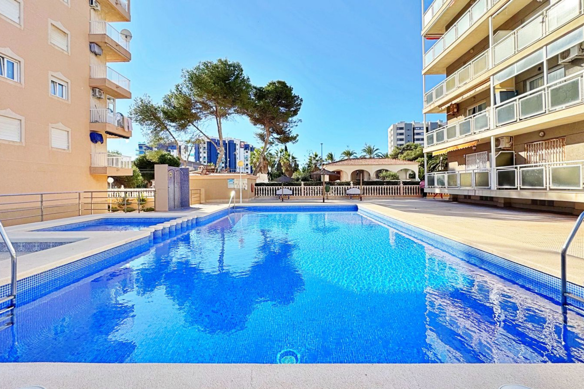Resale - Apartment - Torrevieja - Rocio del Mar