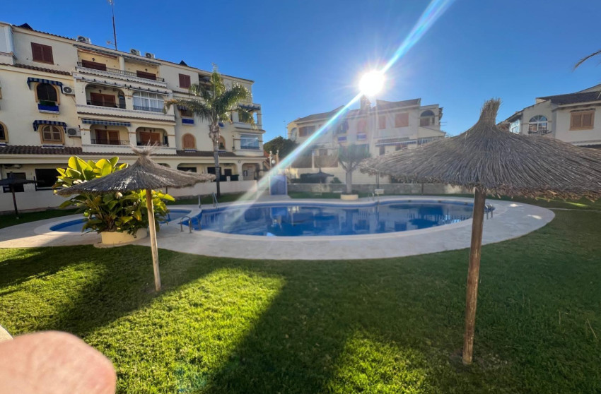 Resale - Apartment - Torrevieja - Sector 25