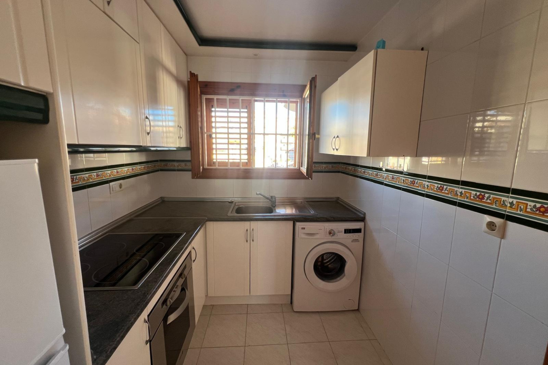 Resale - Apartment - Torrevieja - Sector 25