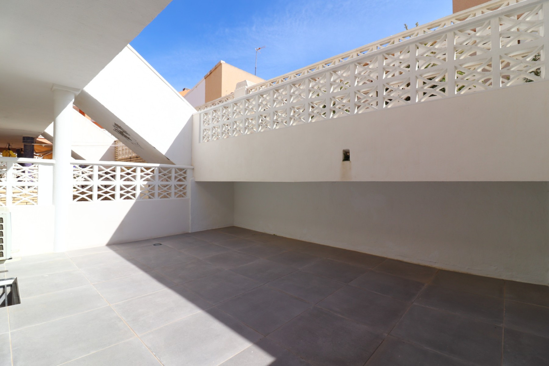 Resale - Apartment - Torrevieja - Torre La Mata