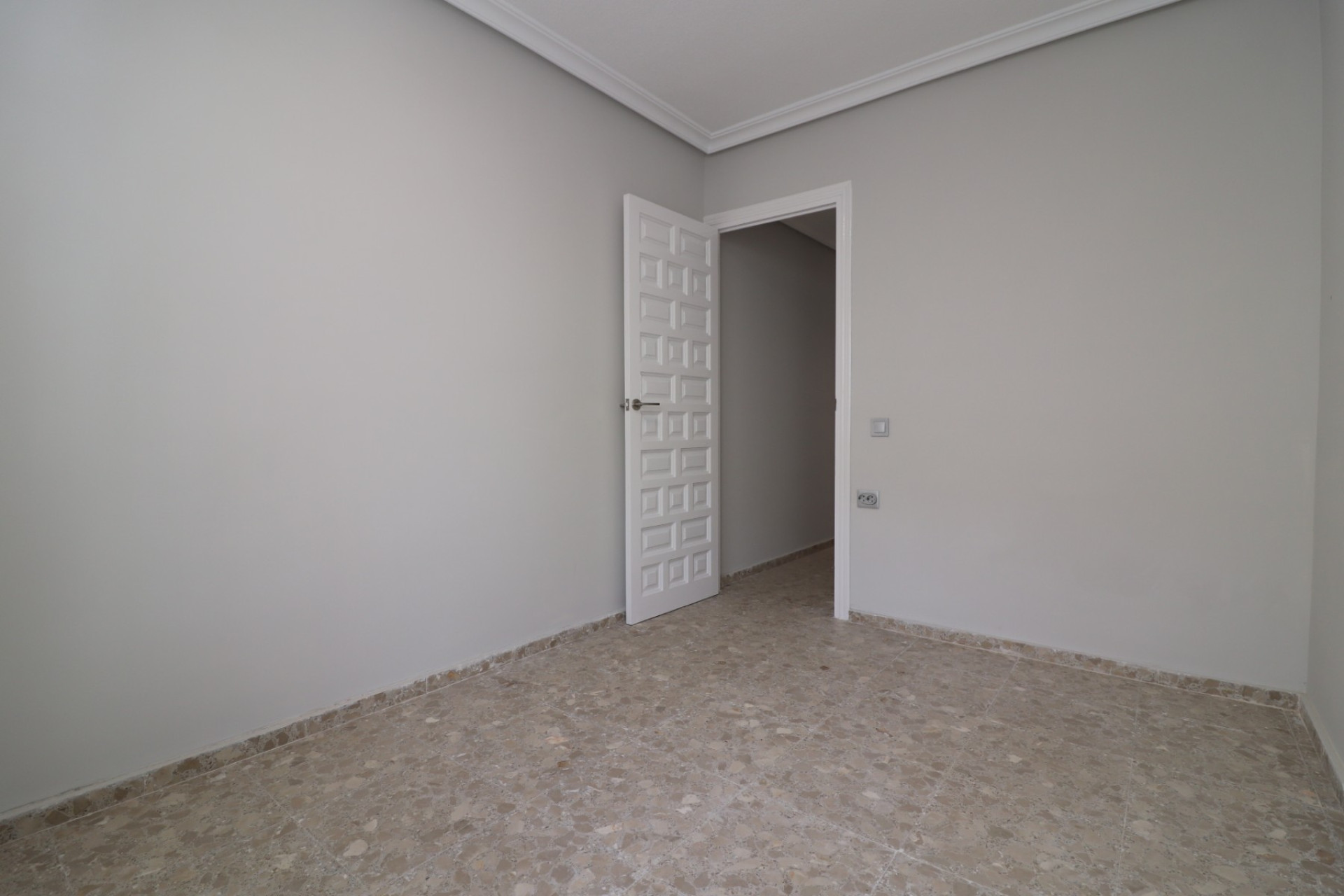 Resale - Apartment - Torrevieja - Torre La Mata