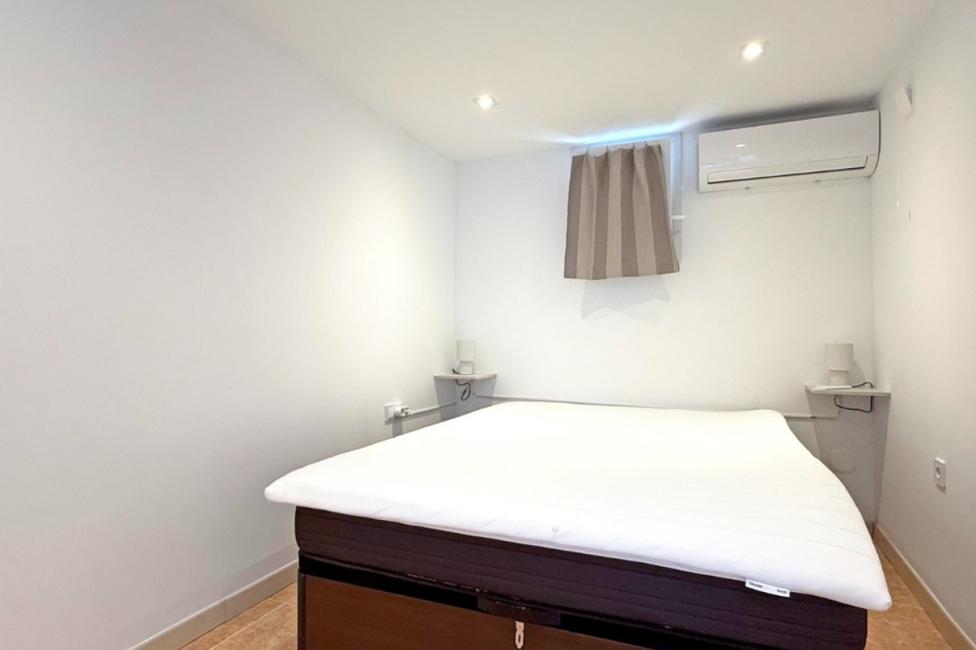 Resale - Apartment - Torrevieja - Torre La Mata