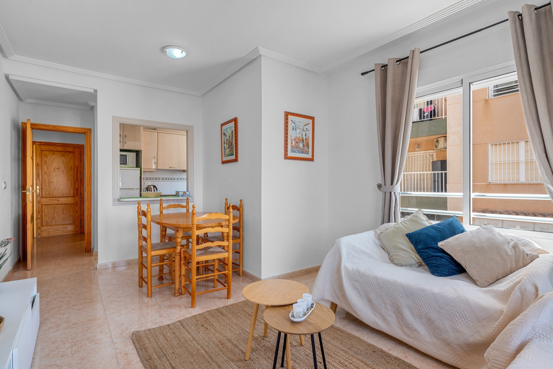 Resale - Apartment - Torrevieja - Torre La Mata
