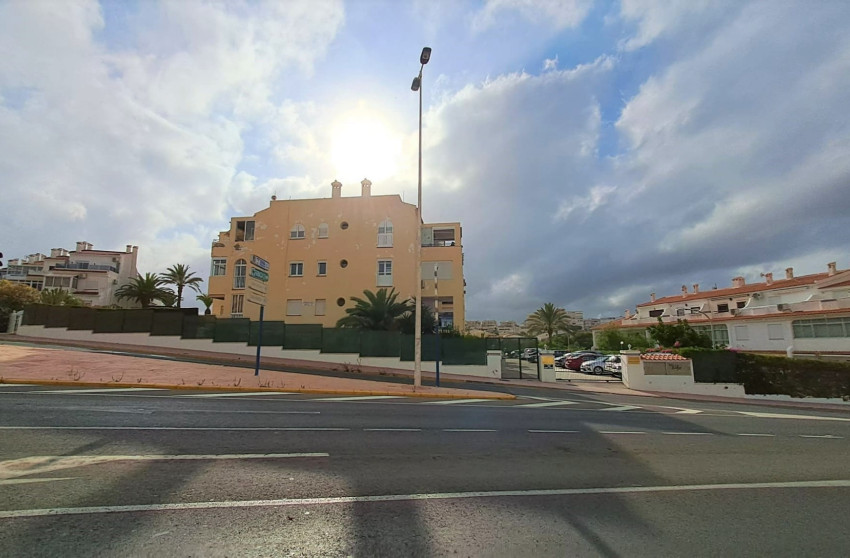 Resale - Apartment - Torrevieja - Torreblanca