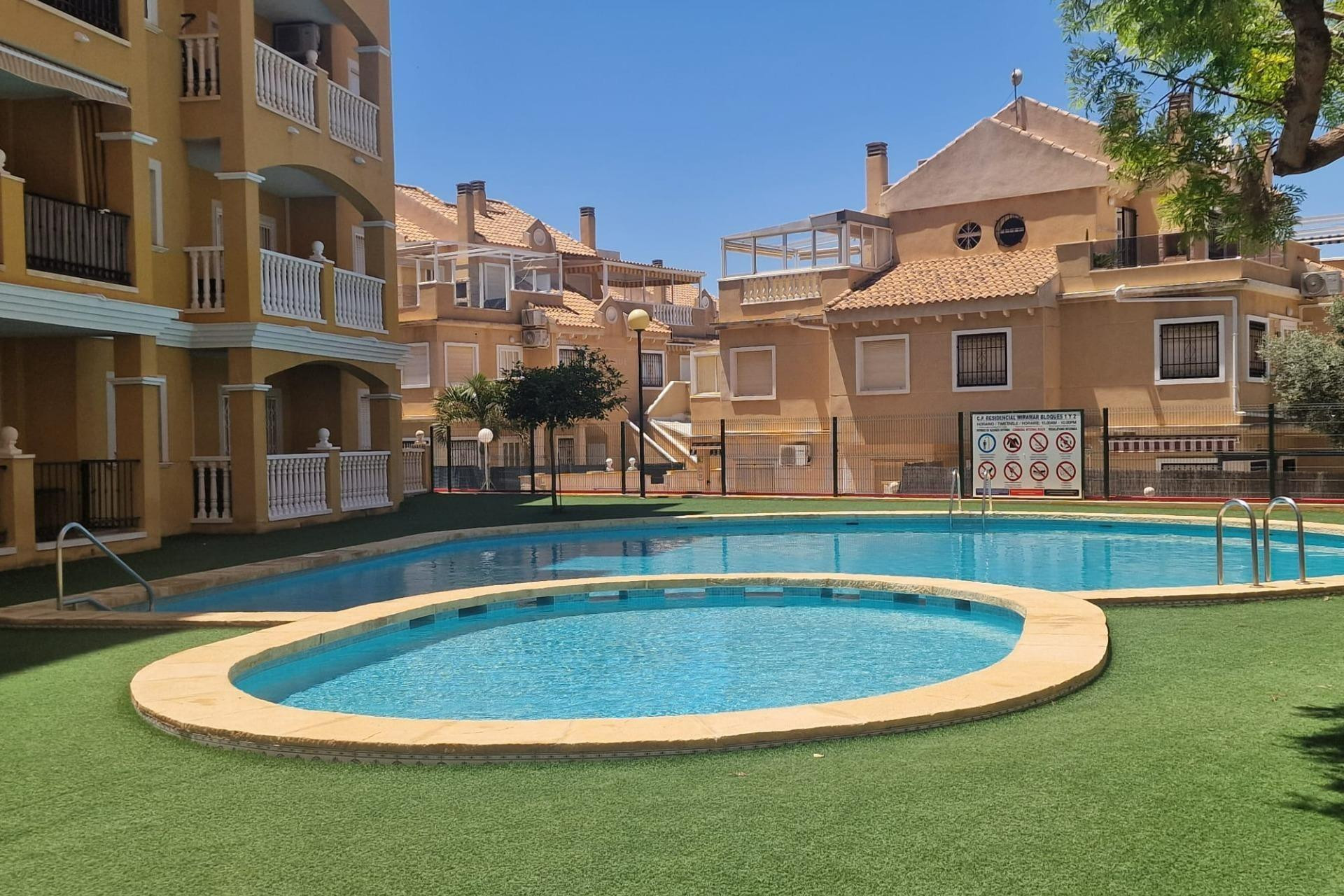 Resale - Apartment - Torrevieja - Torreblanca