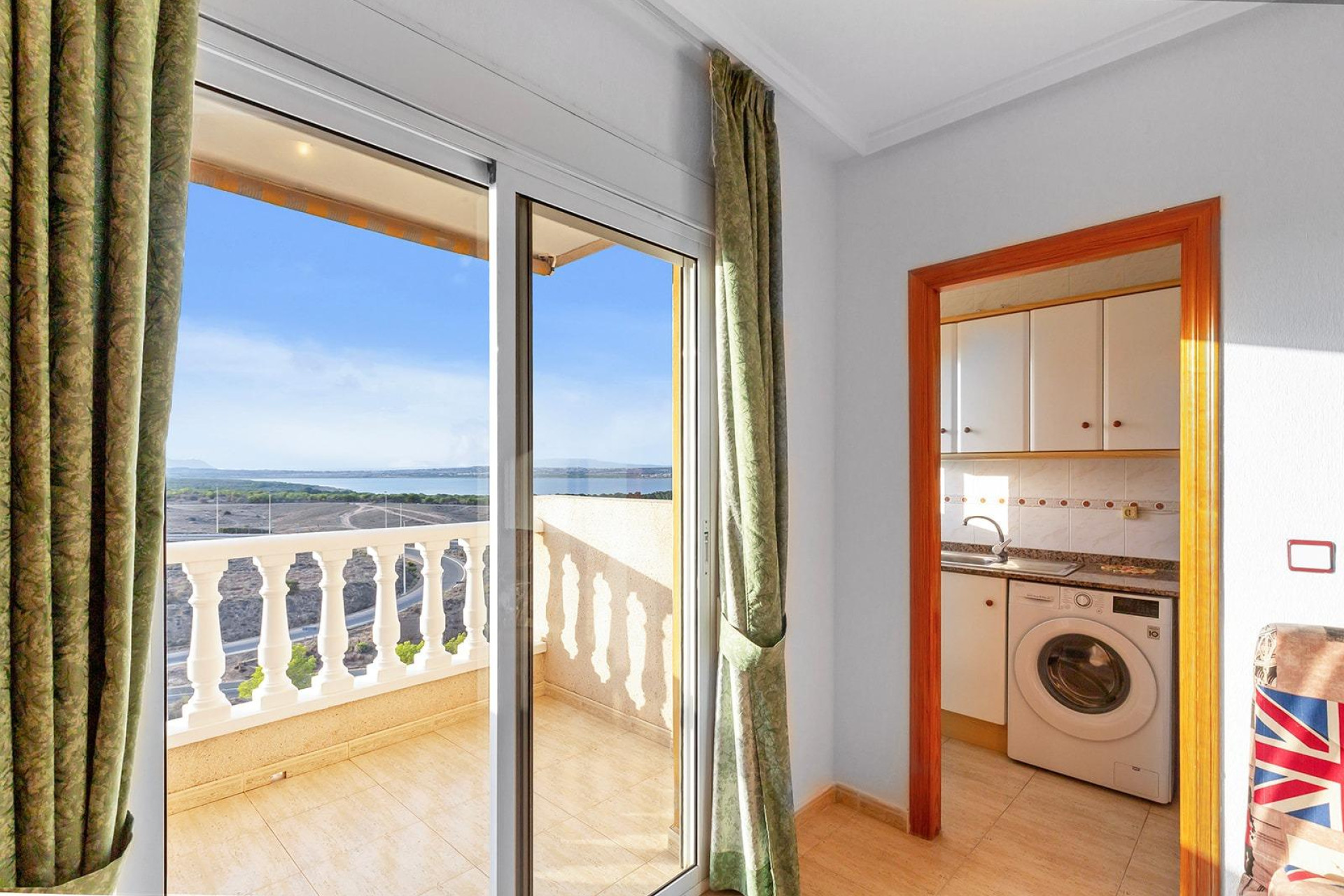 Resale - Apartment - Torrevieja - Torreblanca