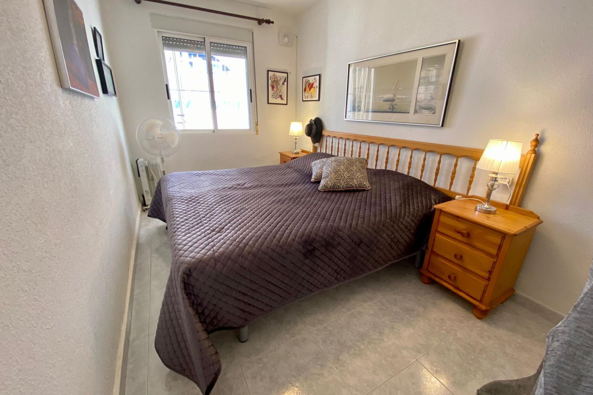 Resale - Apartment - Torrevieja - Torrejón