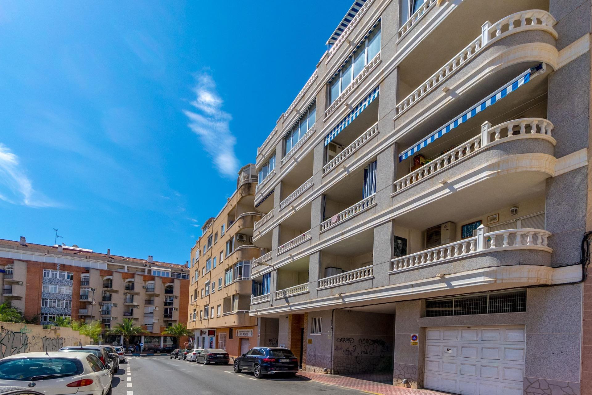 Resale - Apartment - Torrevieja - Torrevieja - Centre