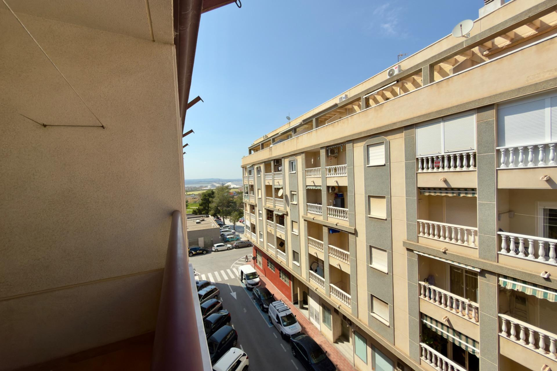 Resale - Apartment - Torrevieja - Torrevieja - Centre