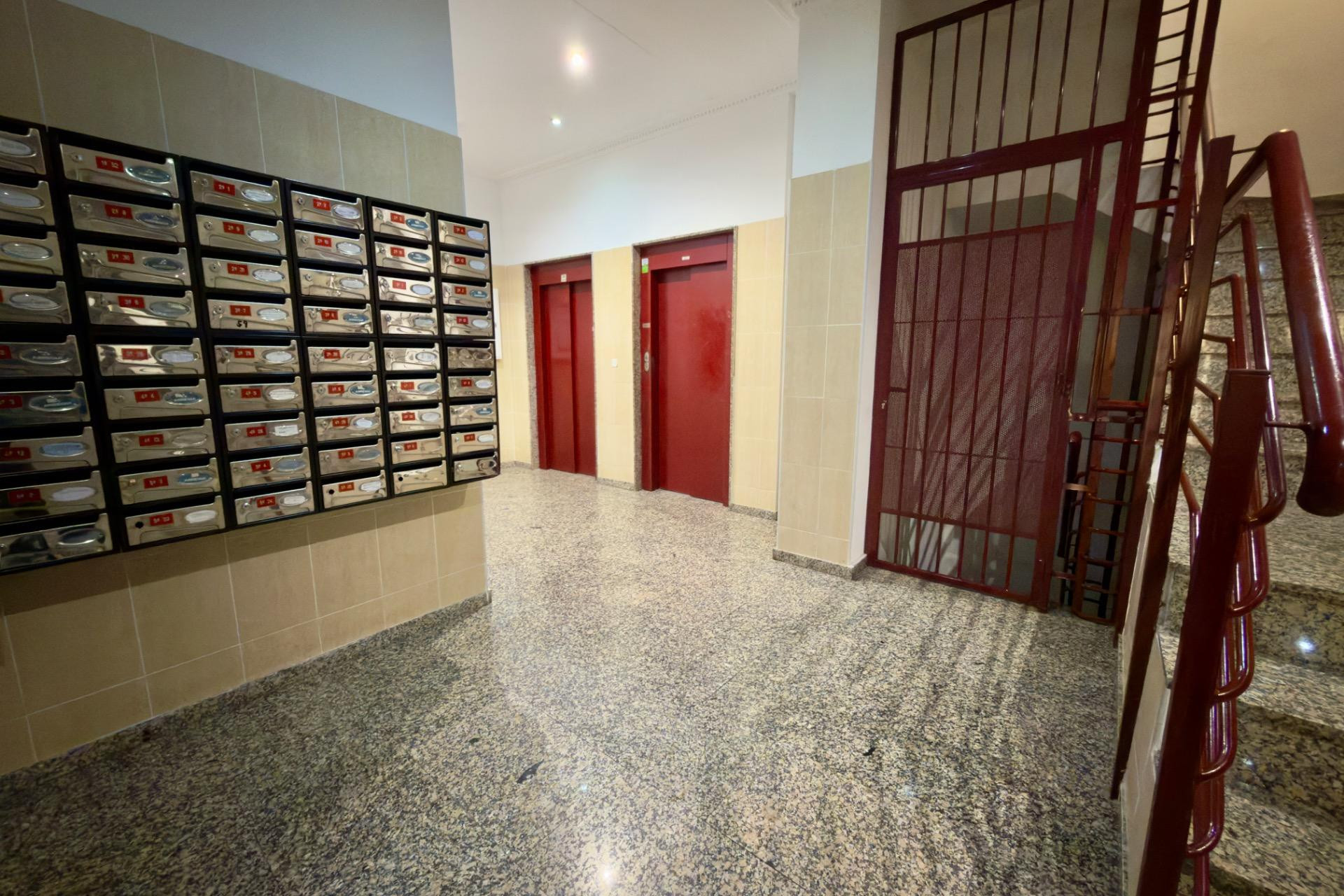 Resale - Apartment - Torrevieja - Torrevieja - Centre