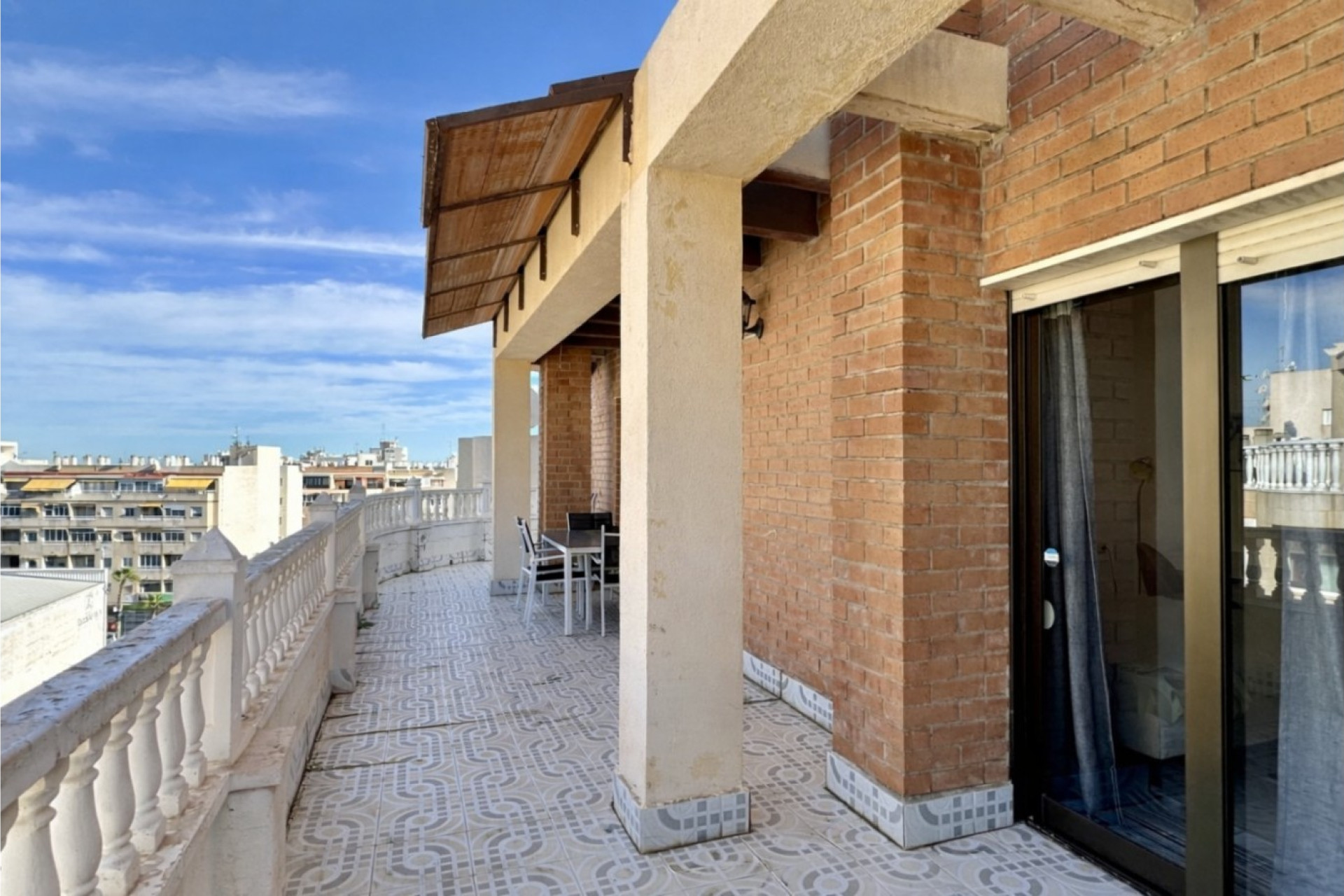 Resale - Apartment - Torrevieja - Torrevieja - Centre