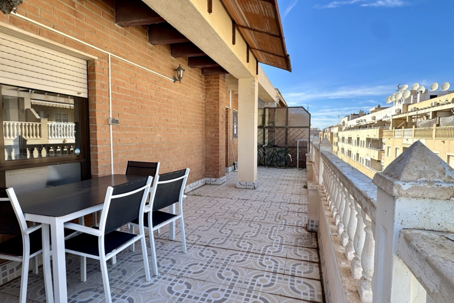 Resale - Apartment - Torrevieja - Torrevieja - Centre