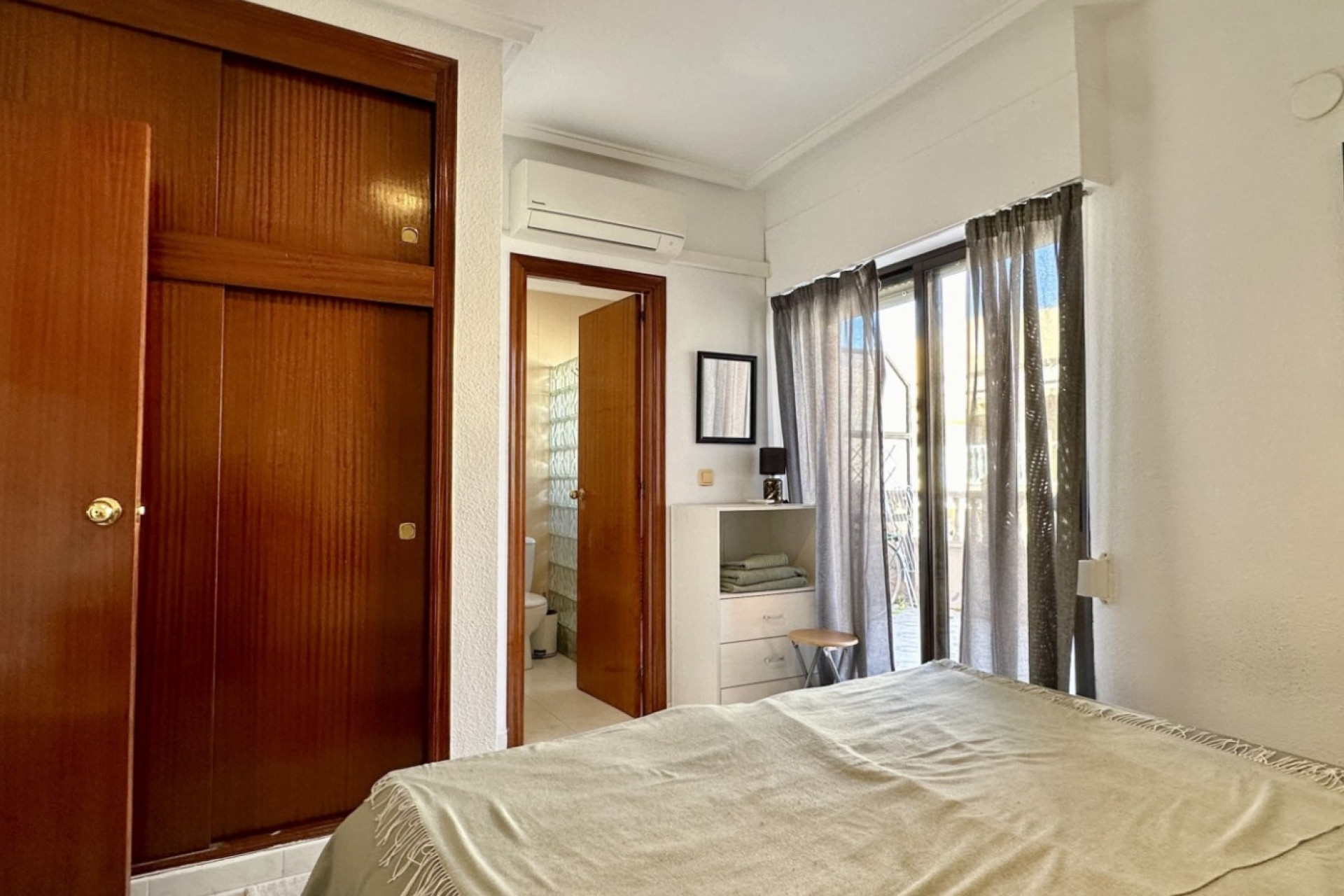 Resale - Apartment - Torrevieja - Torrevieja - Centre